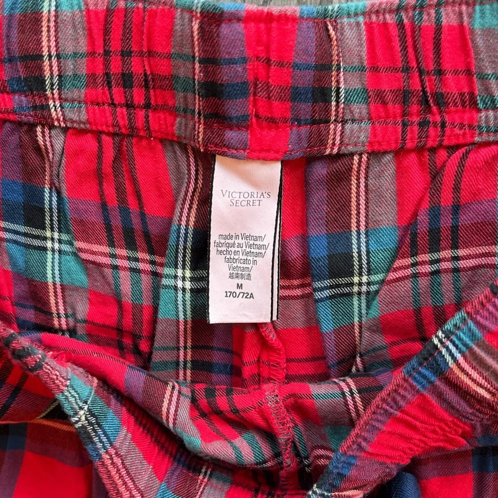 Victoria’s Secret Long Sleeve Pajama Top & Plaid Pajama Pants Medium Navy Red